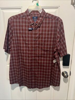 George Men's Short Sleeve Button-Down Shirt - Burgundy Plaid